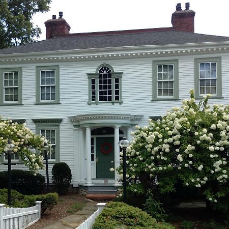 Daniel Stebbins B And B South Hadley Bagian luar foto