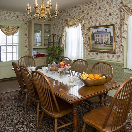 Daniel Stebbins B And B South Hadley Bagian luar foto