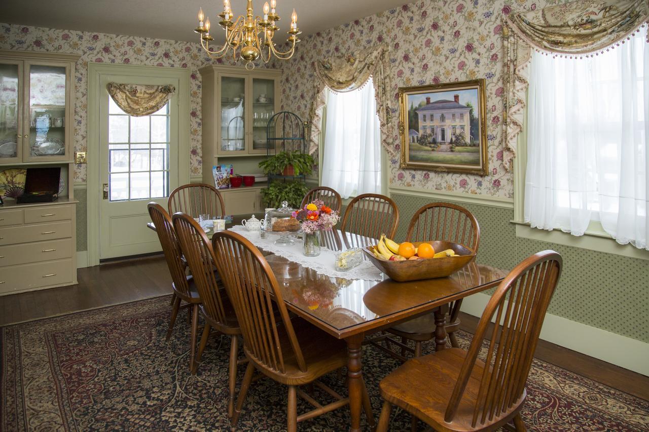Daniel Stebbins B And B South Hadley Bagian luar foto
